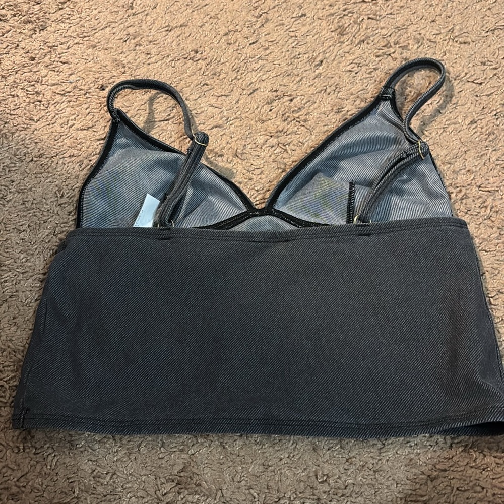 Crop top - Picture 3 of 4